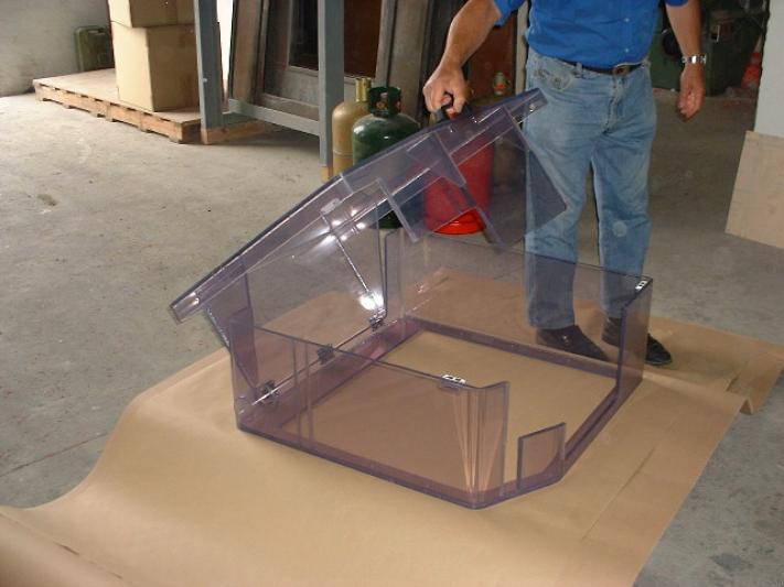 Capot PVC Transparent Ã©p. 10 mm
